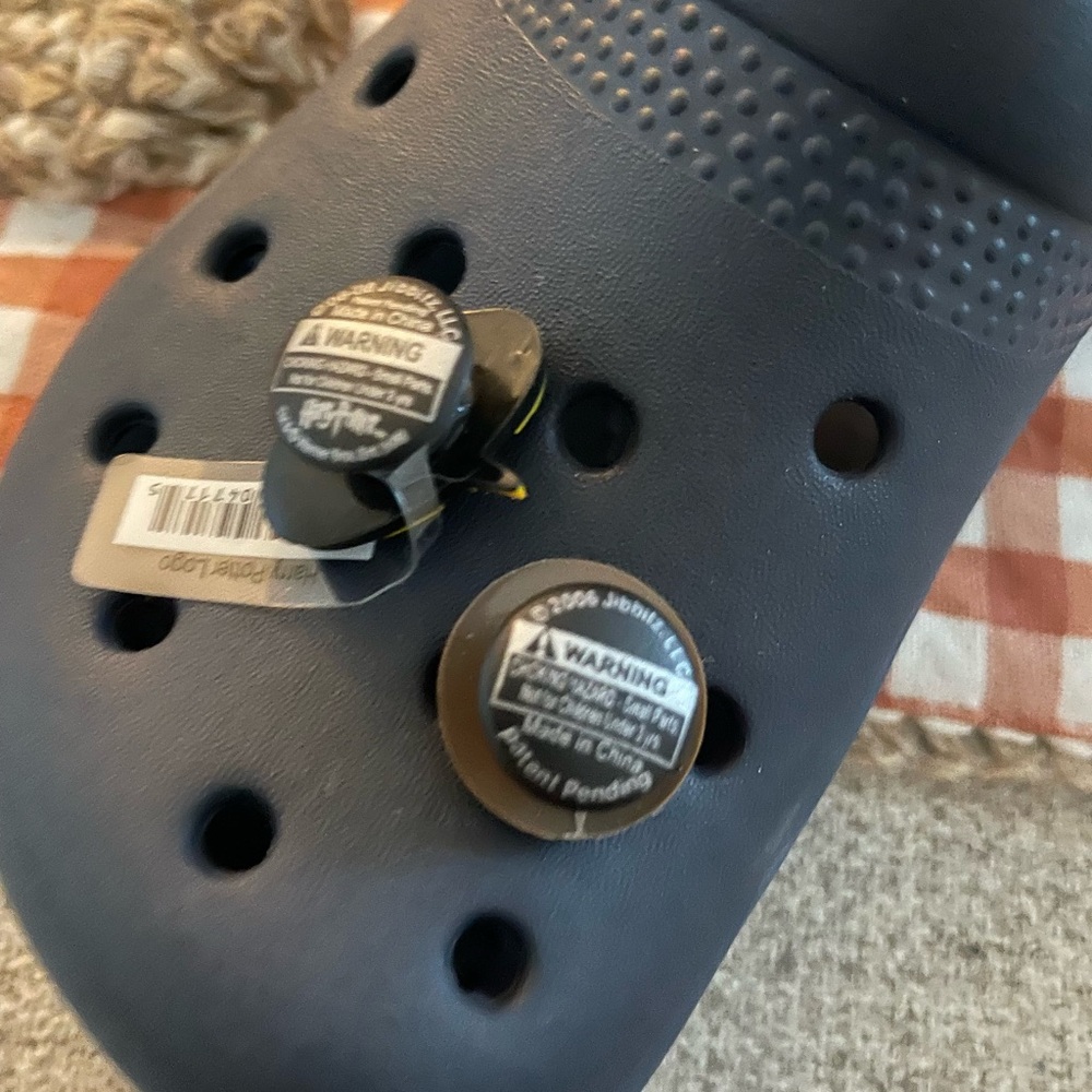 Crocs Harry Potter jibbitz 2 bundle - Picture 3 of 5
